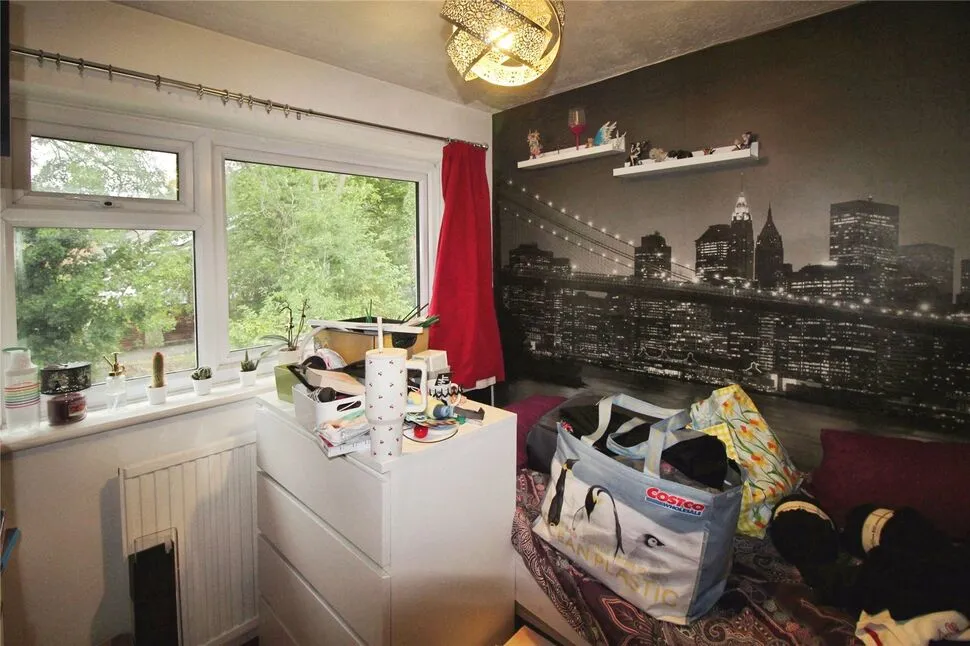 Ravel Close, Basingstoke, Hampshire, RG22, photo 11