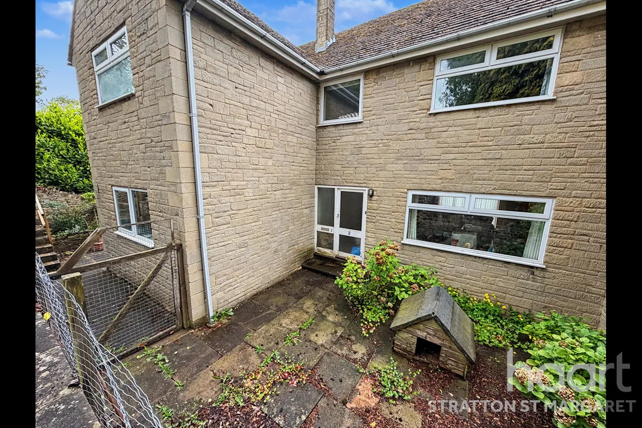 Churn Hill, Cirencester, GL7, photo 12