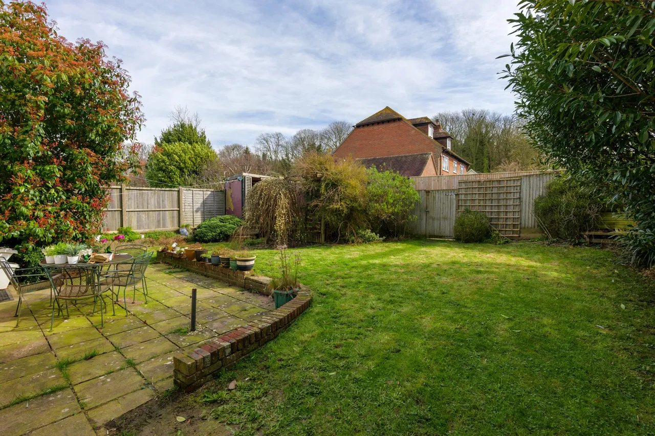 Station Road, Lyminge, CT18, photo 13