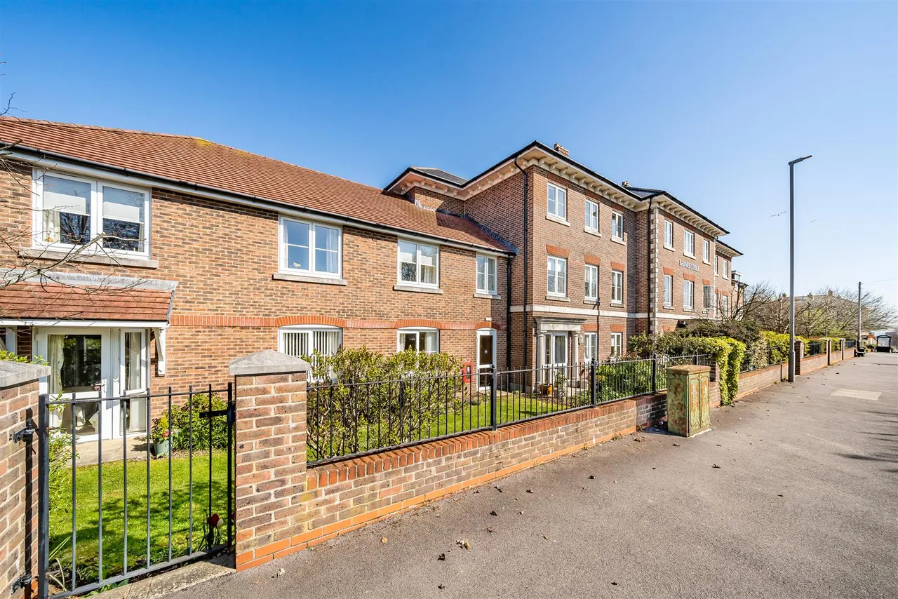 Wessex Road, Dorchester, DT1, photo 2