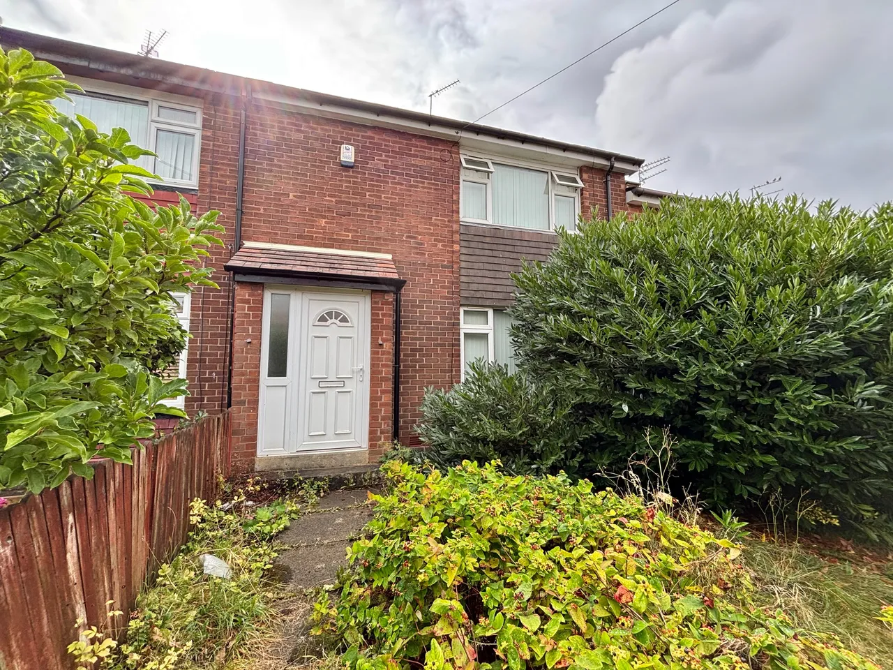 2 bed house for sale, Medway Road, Oldham, OL8