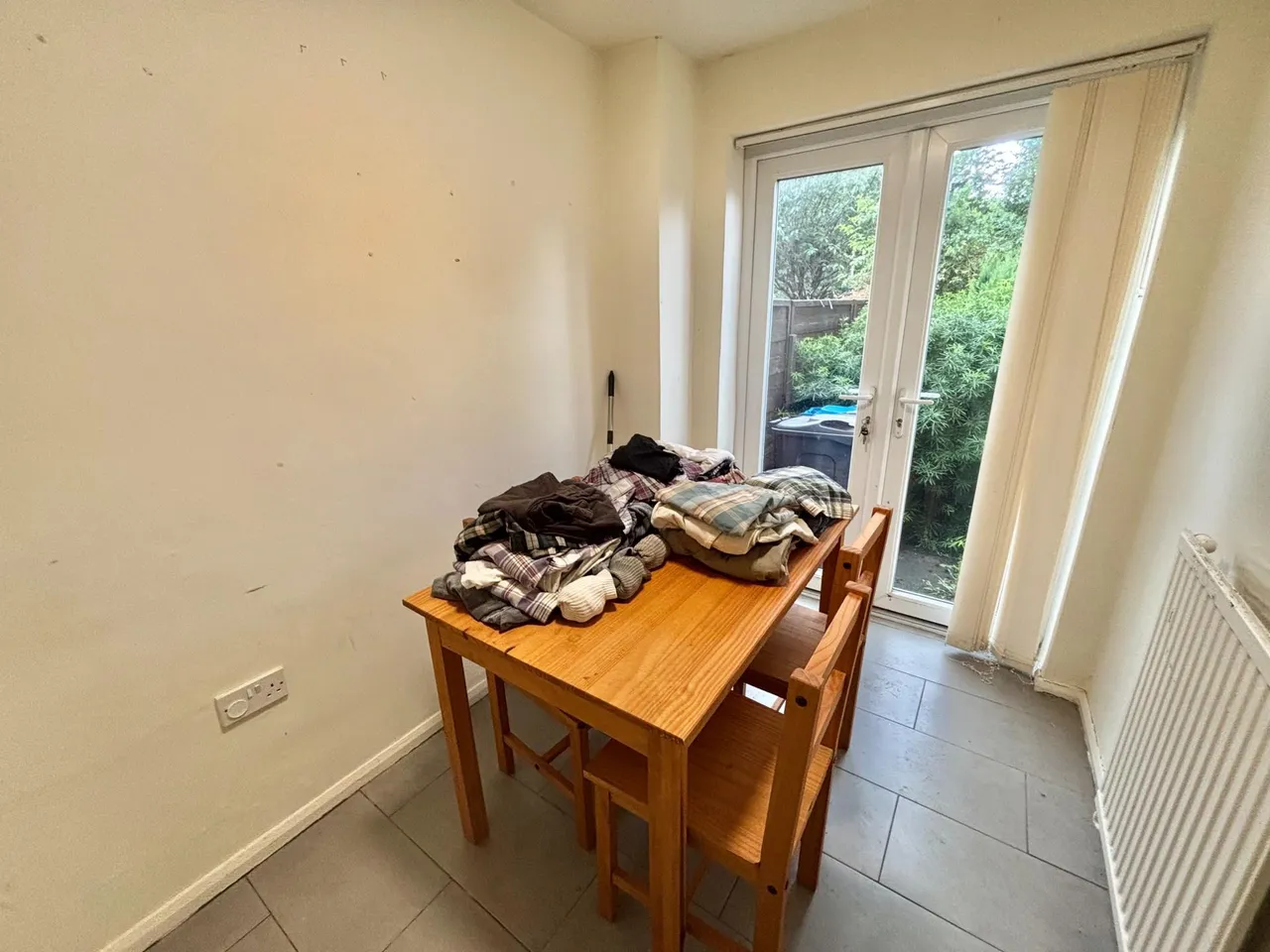 Medway Road, Oldham, OL8, photo 4
