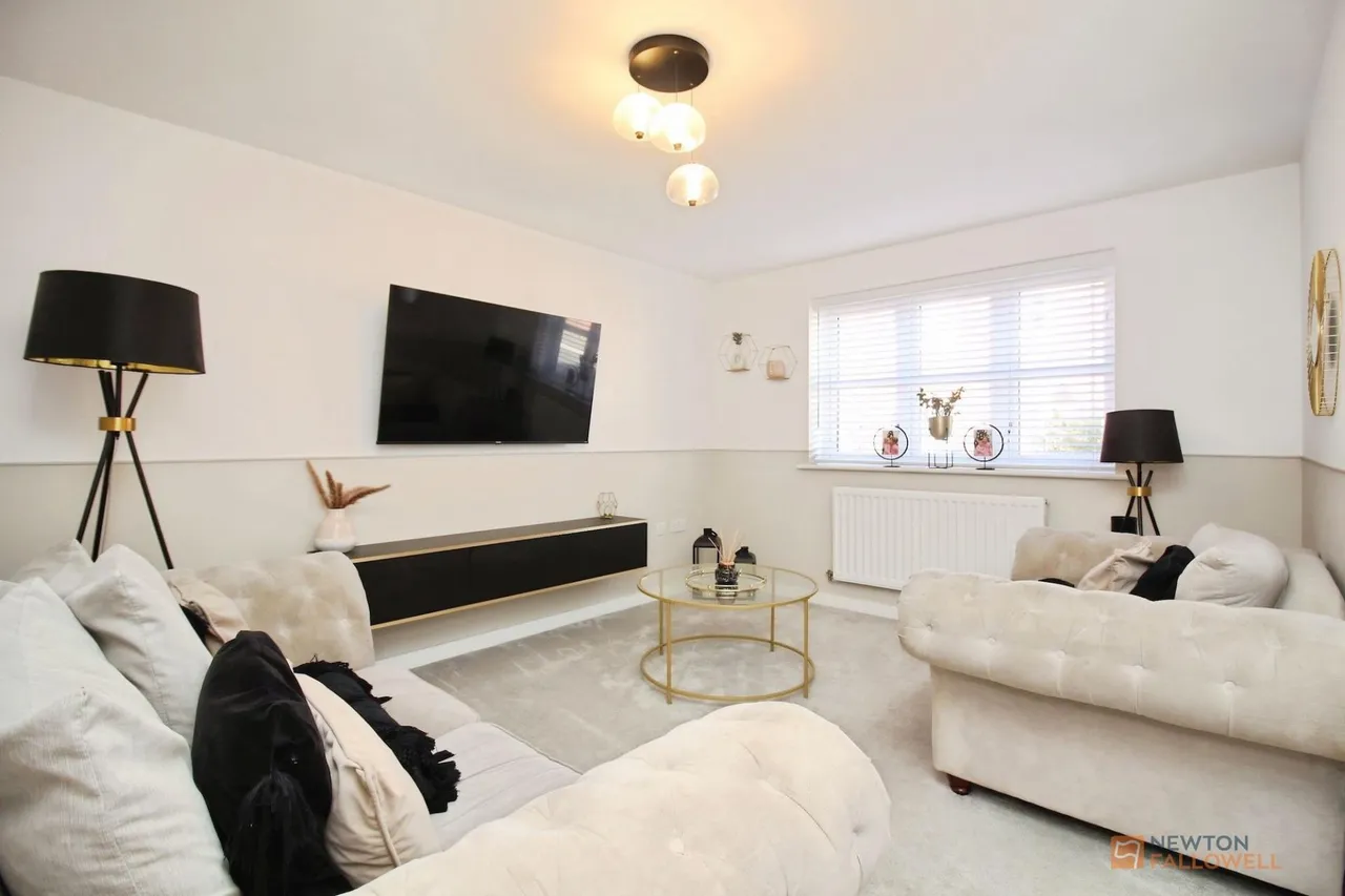 Stephenson Drive, Ratby, LE6, photo 3