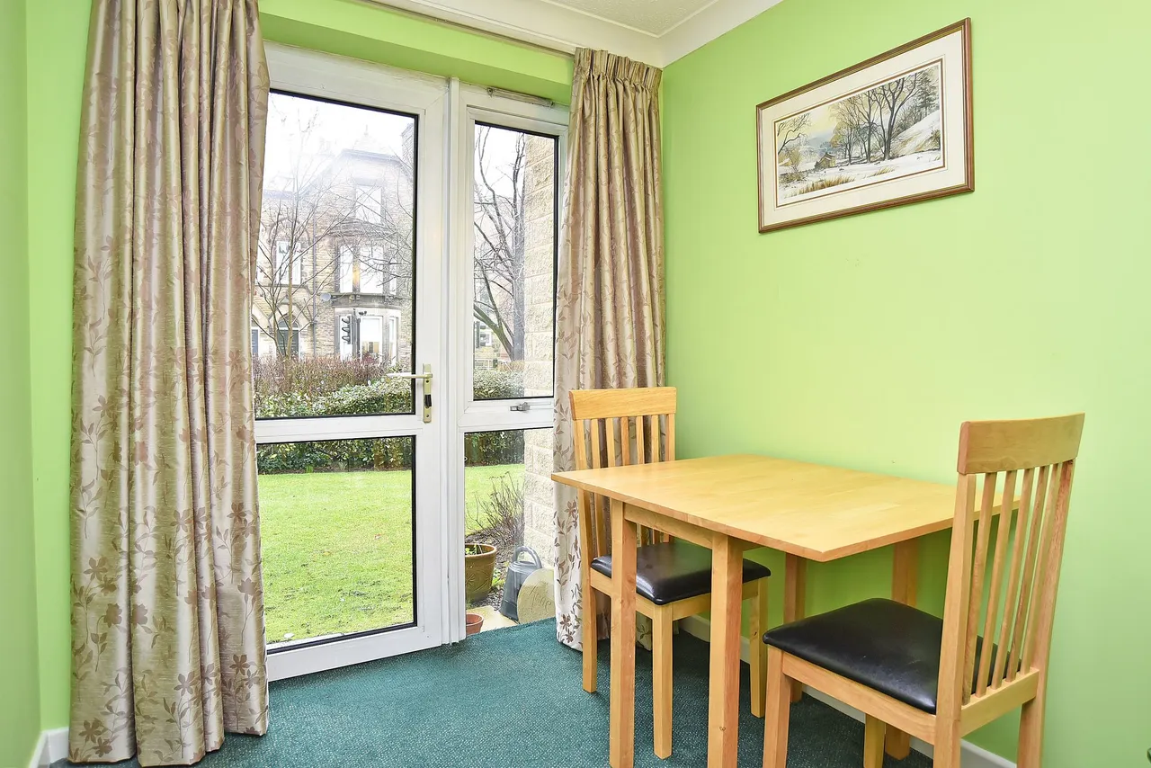 Arthington Court, Harrogate, HG1, photo 3