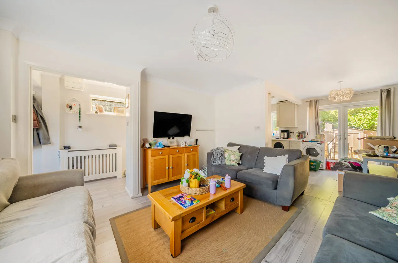 Busdens Way, Milford, GU8, photo 6