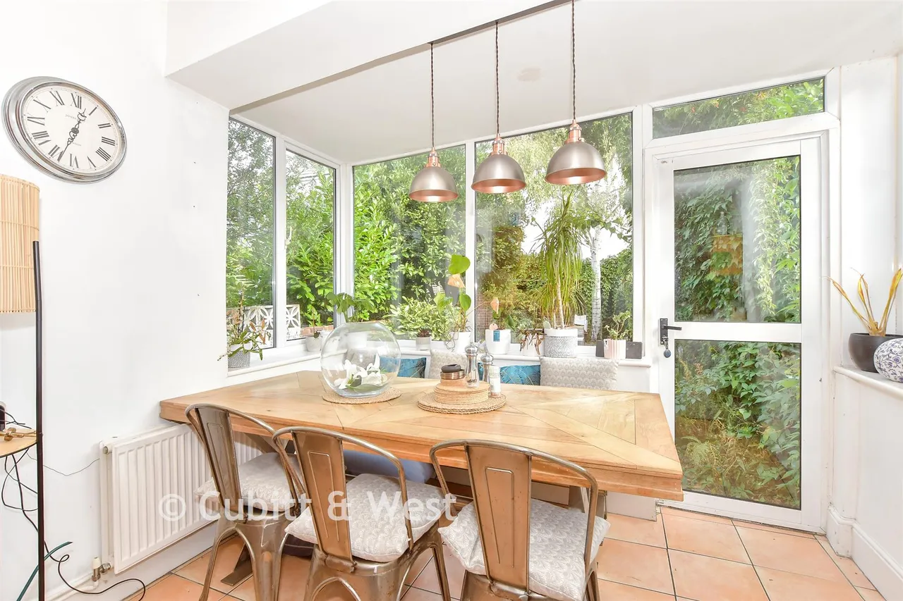 Inglis Road, Southsea, PO5, photo 6