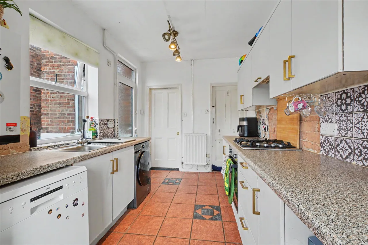 Brookhill Street, Stapleford, NG9, photo 9