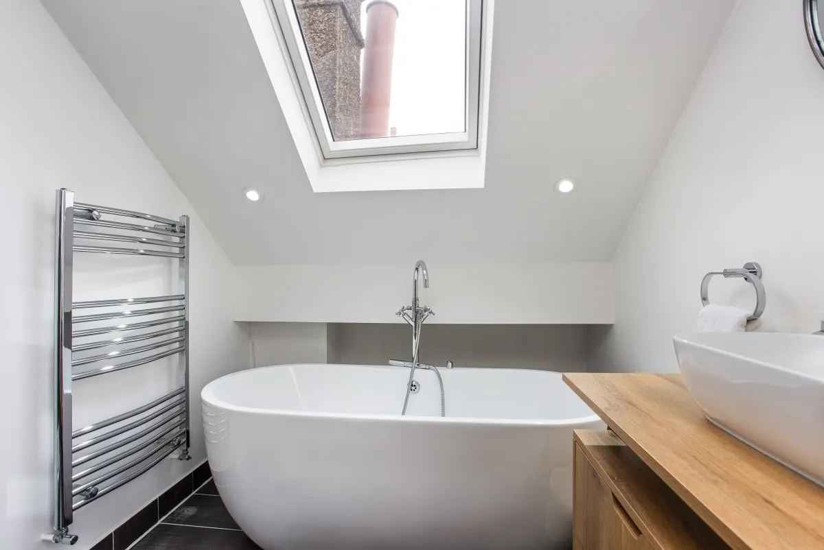 Burgh Heath Road, Epsom KT17, photo 12