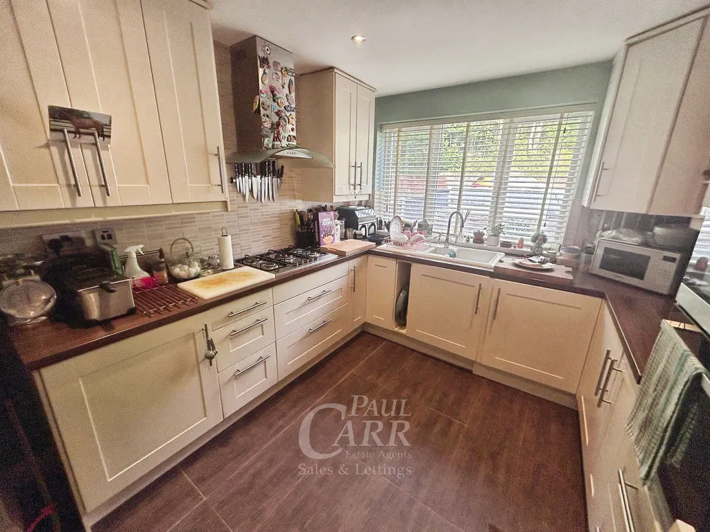 Kingsdown Avenue, Great Barr, B42, photo 3