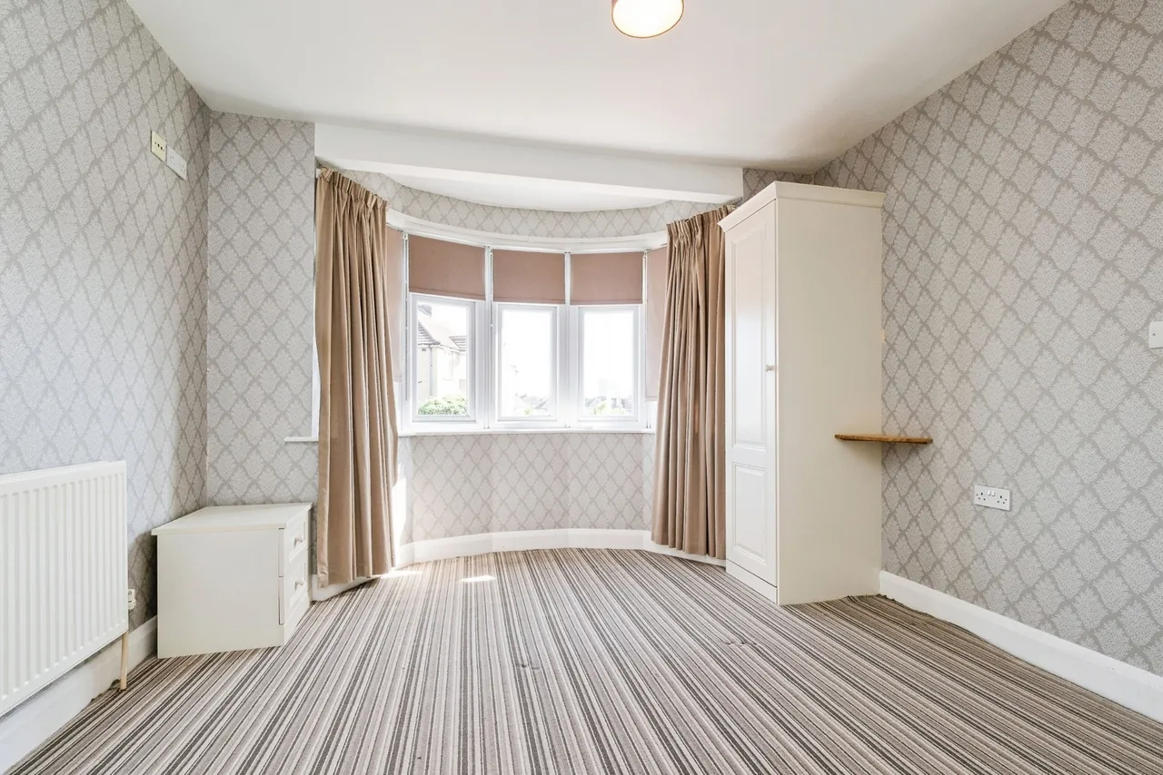Victor Gardens, Hornchurch, Essex, RM12, photo 13