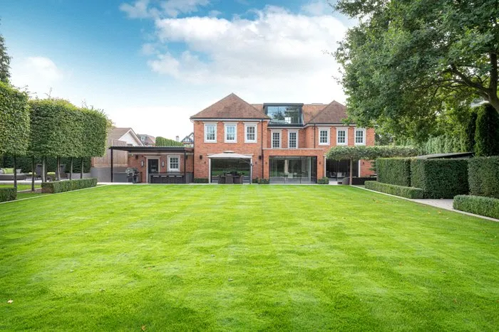 Fairmile Avenue, Cobham, KT11, photo 28