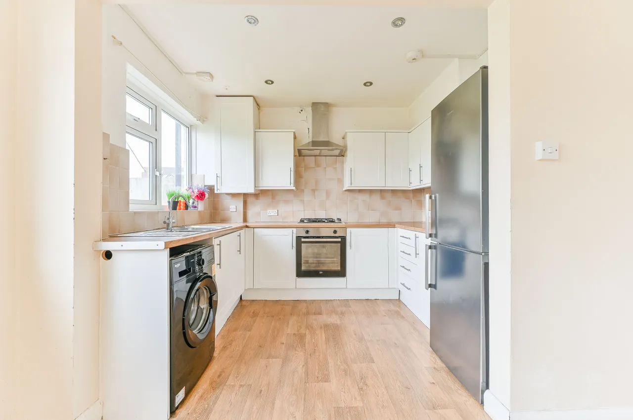 23 Goldwell Road, Thornton Heath, photo 8