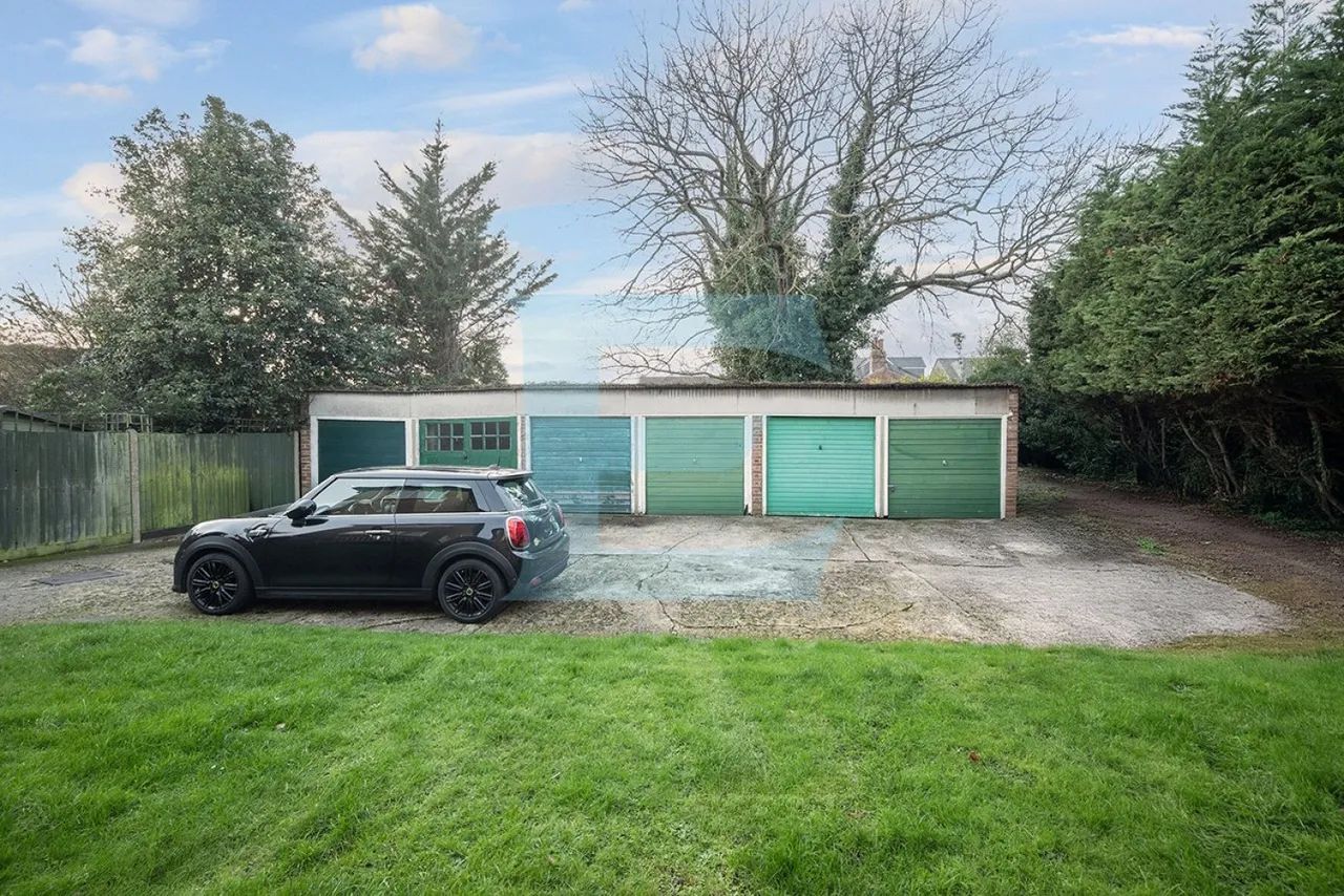 Byron Road, Mill Hill, NW7, photo 3