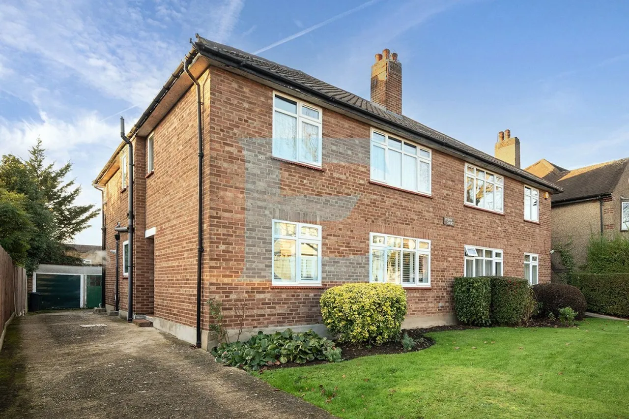 Byron Road, Mill Hill, NW7, photo 13