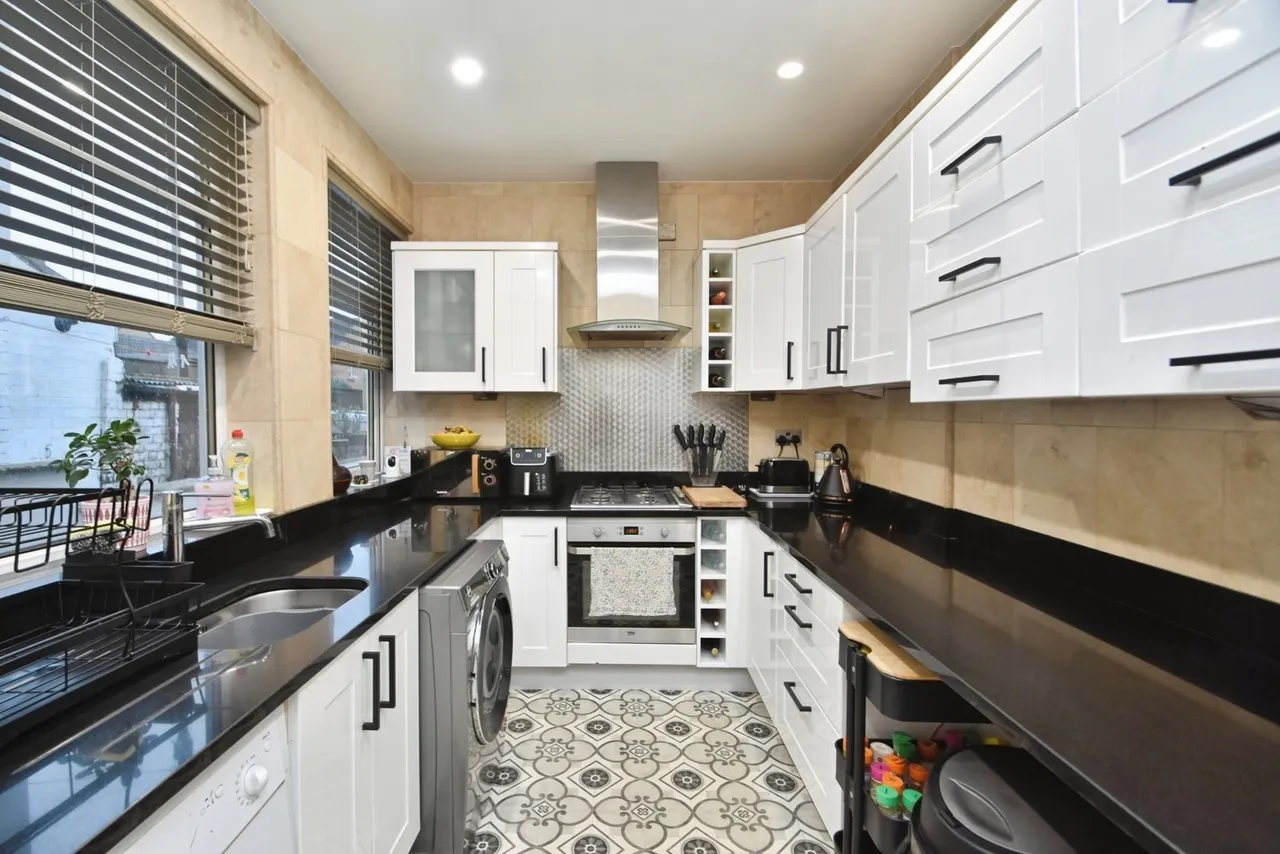 Regent Place, Starbeck, Harrogate, North Yorkshire, HG1, photo 11