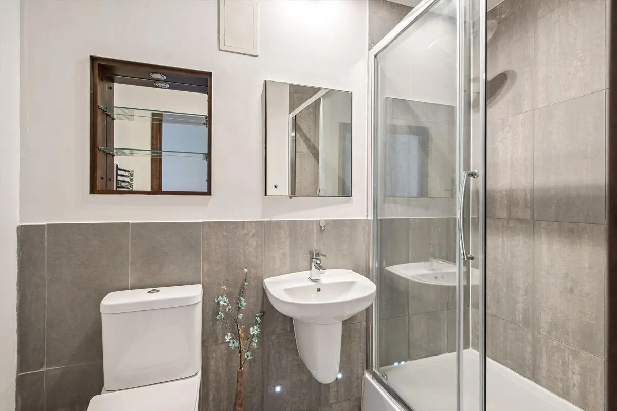 Vicentia Court, London, SW11, photo 13