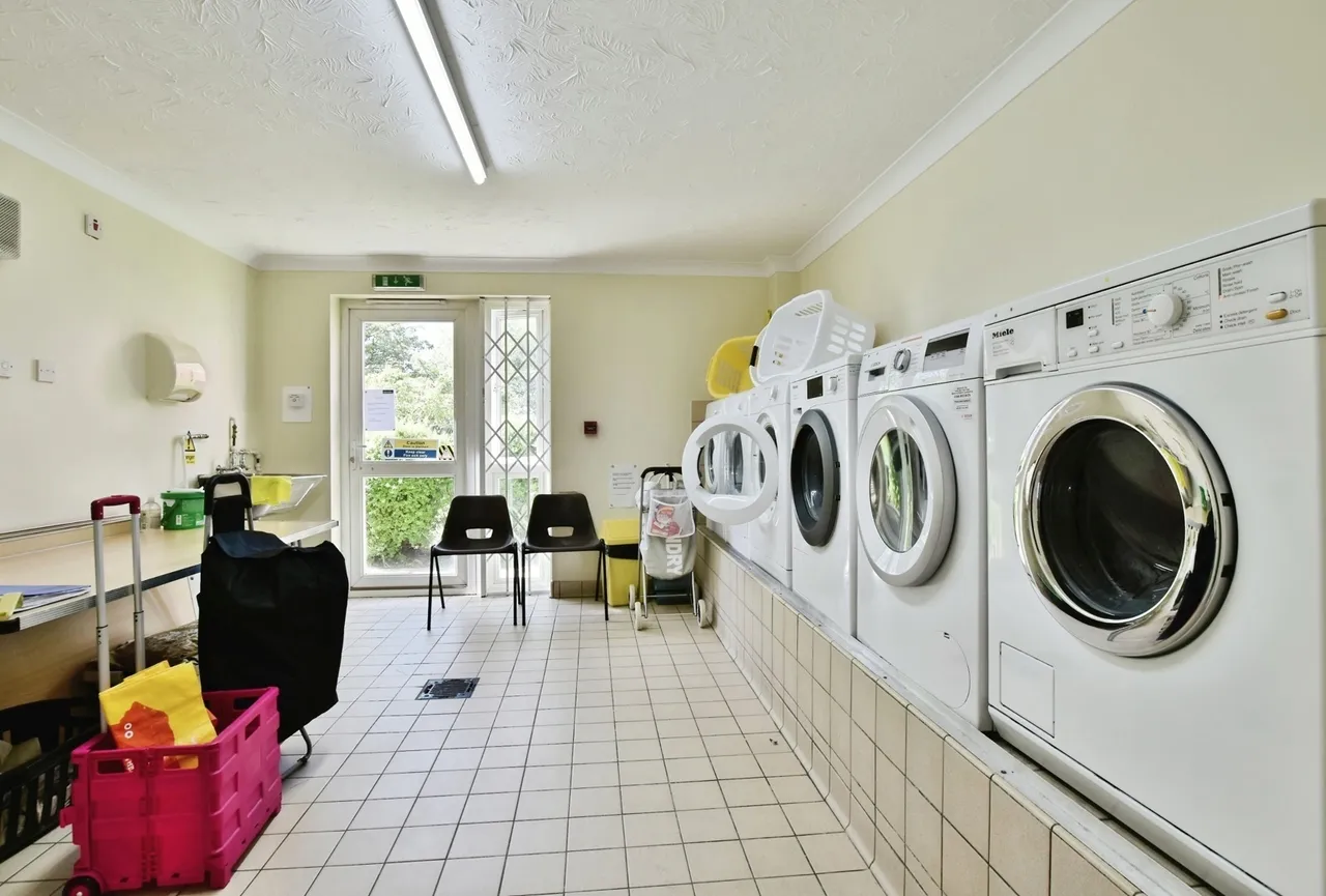 Howard Court, Bedford Drive, Timperley, Altrincham, WA15, photo 19