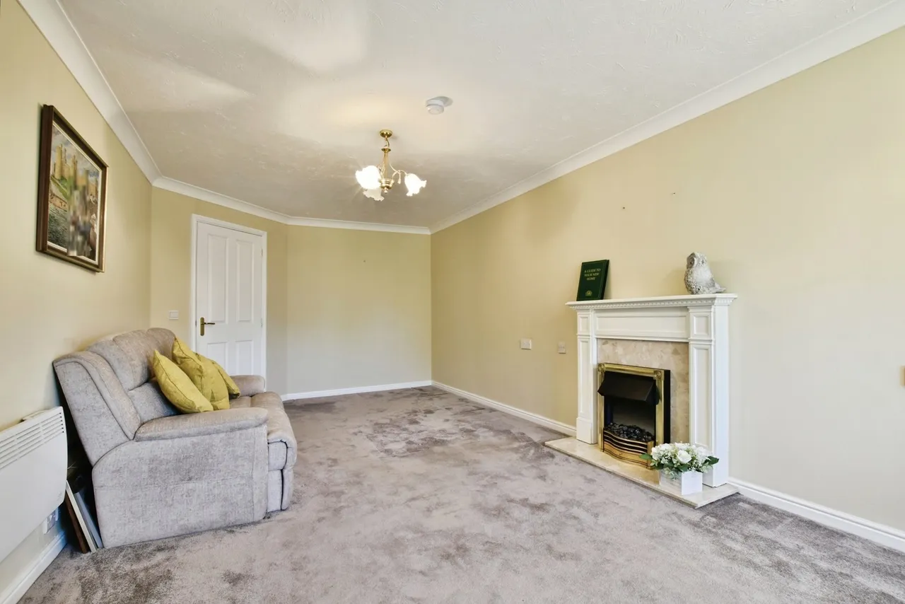 Howard Court, Bedford Drive, Timperley, Altrincham, WA15, photo 5