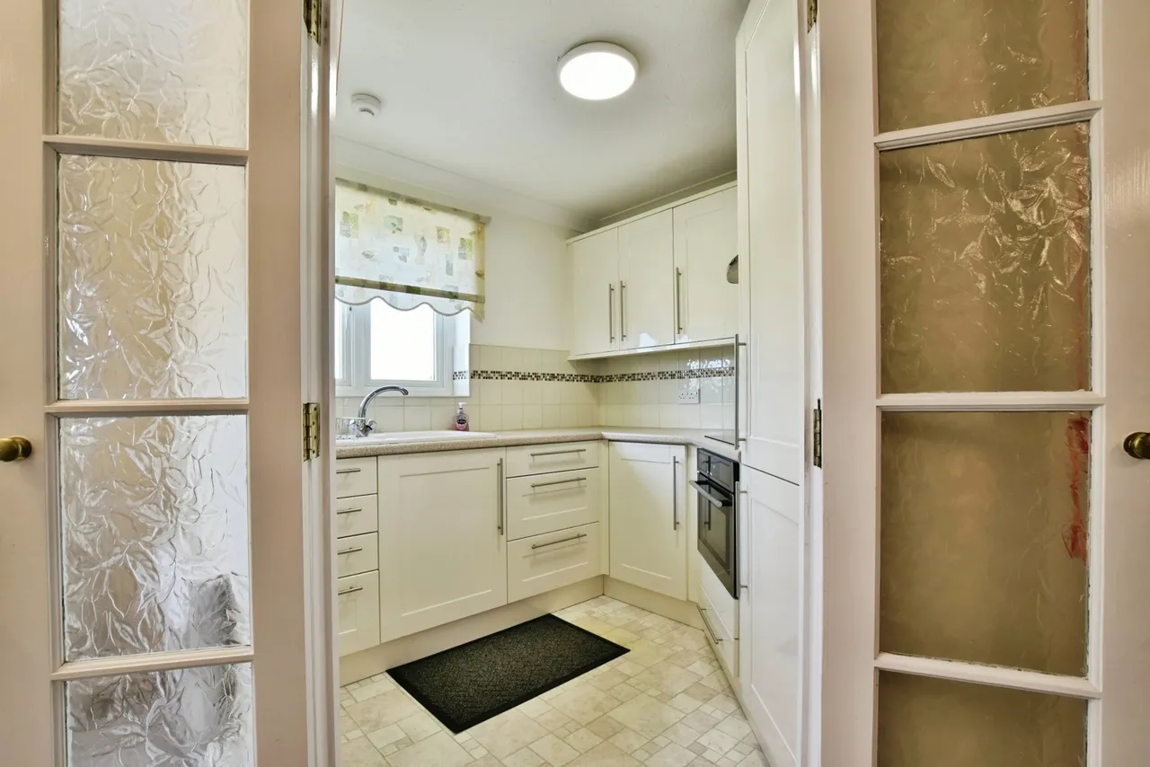 Howard Court, Bedford Drive, Timperley, Altrincham, WA15, photo 16