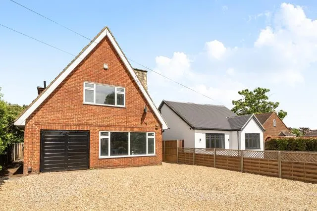 Feltham Hill Road, Ashford, TW15, photo 3
