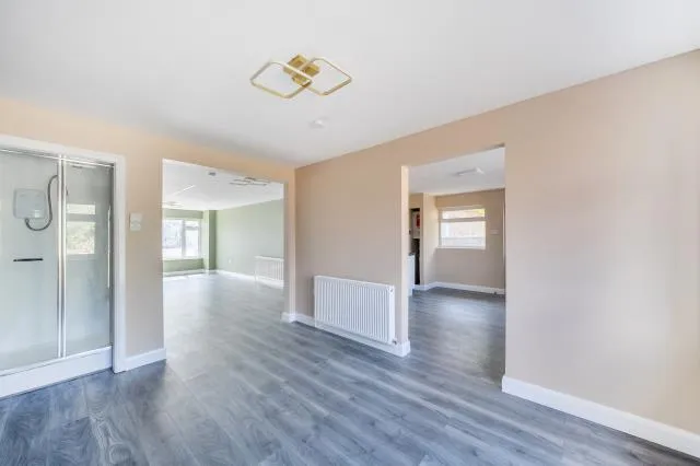 Feltham Hill Road, Ashford, TW15, photo 21