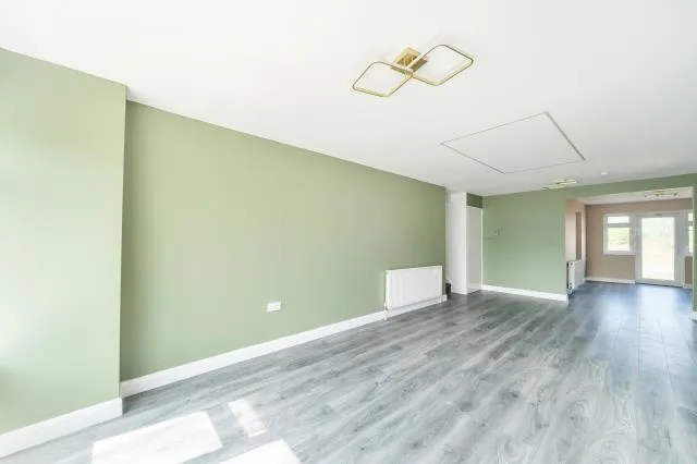 Feltham Hill Road, Ashford, TW15, photo 20