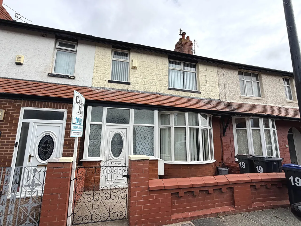3 bed house to rent — Hudson Road, Blackpool, FY1 6LY