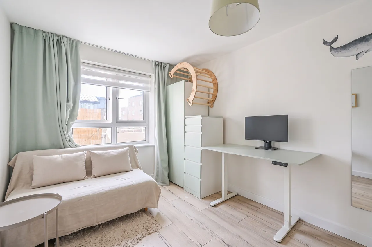 167 St Davids Square, London, photo 6