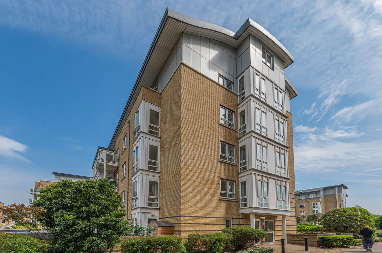 167 St Davids Square, London, photo 7