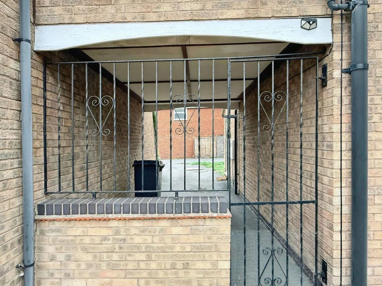 Larchwood Close, Leicester, LE2, photo 13