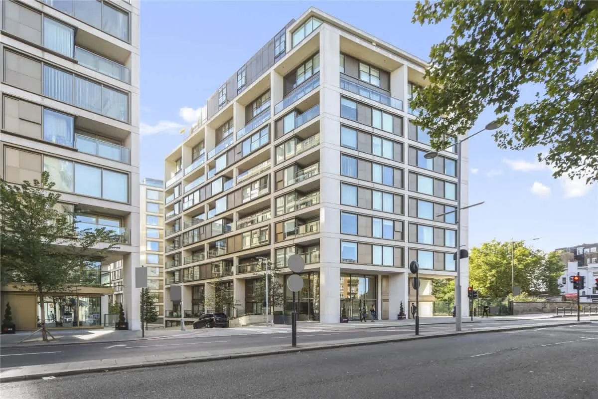 3 bed flat for sale, Kensington High Street, Llndon, W14