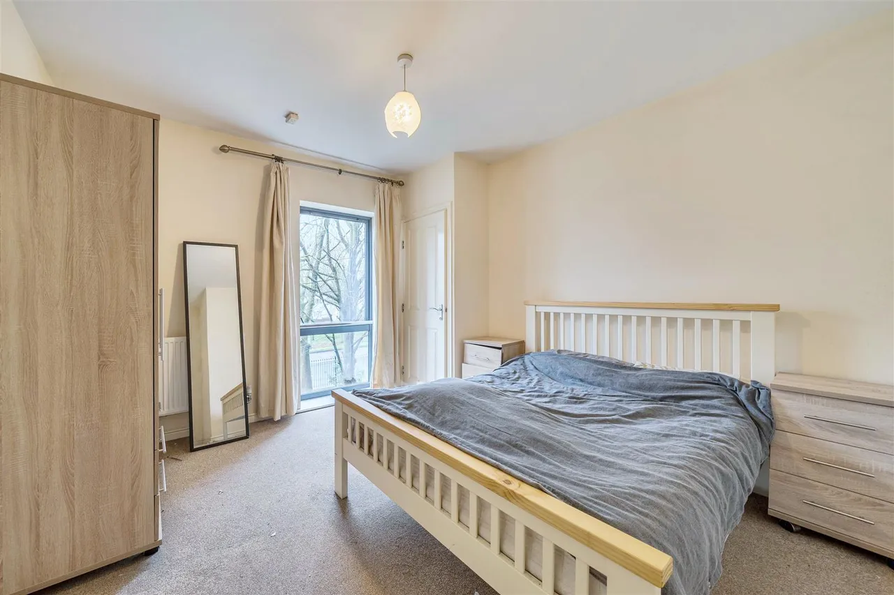 Brand Avenue, Uxbridge, UB10 0FS, photo 4