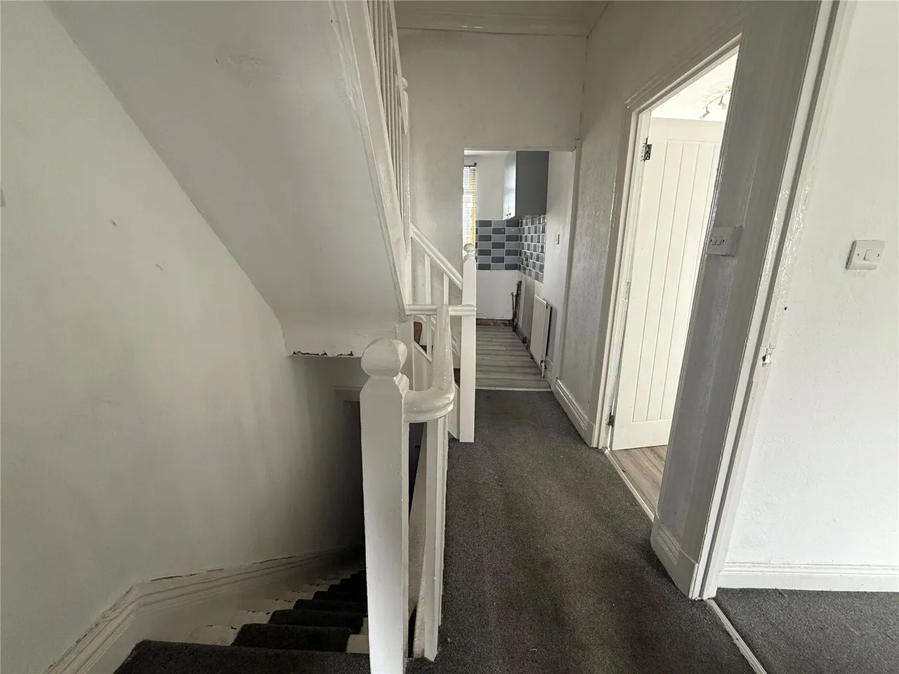 Bloomfield Road, Blackpool, FY1, photo 2