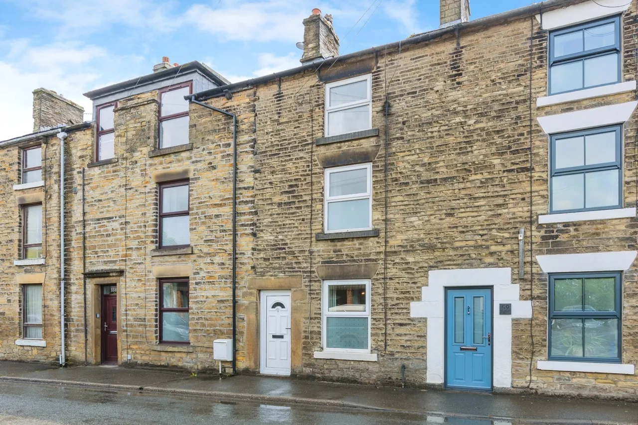 3 bed house for sale — New Mills Road, Hayfield, High Peak, Derbyshire, SK22