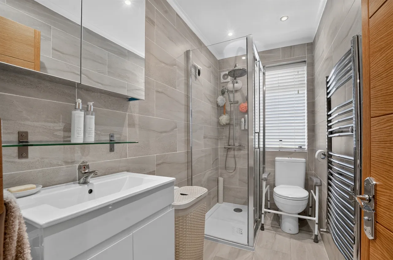 Millfield Road, Edgware, HA8, photo 14