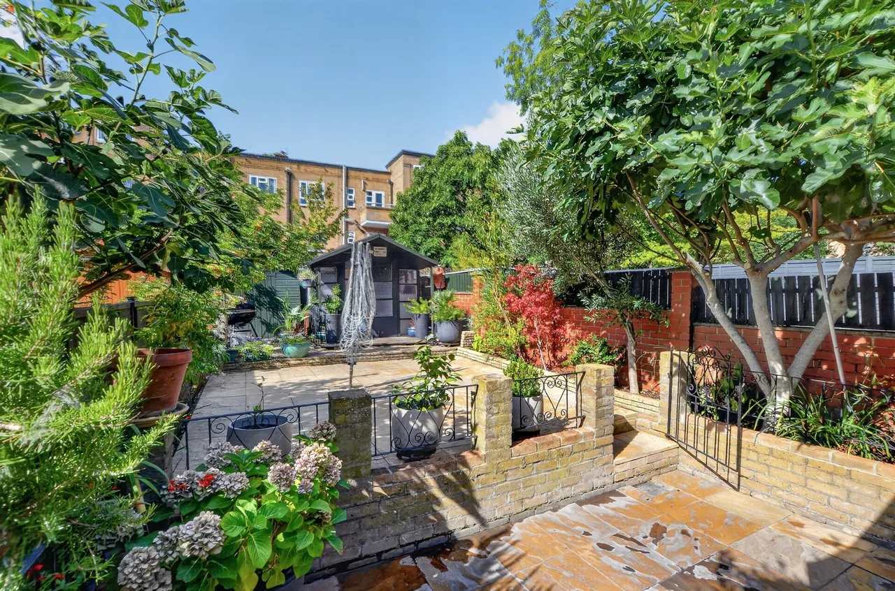 Millfield Road, Edgware, HA8, photo 4