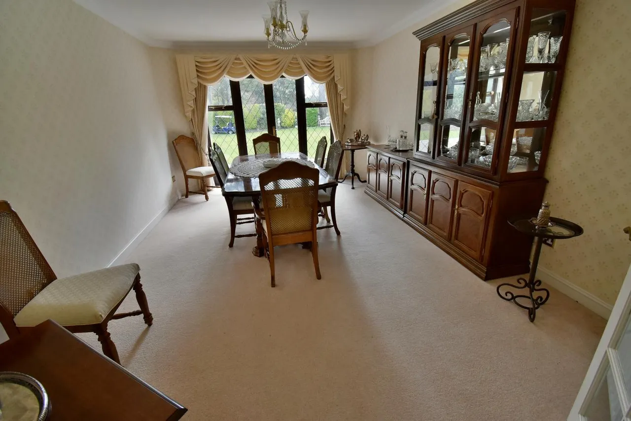 Golf Links Road, BH22, photo 10