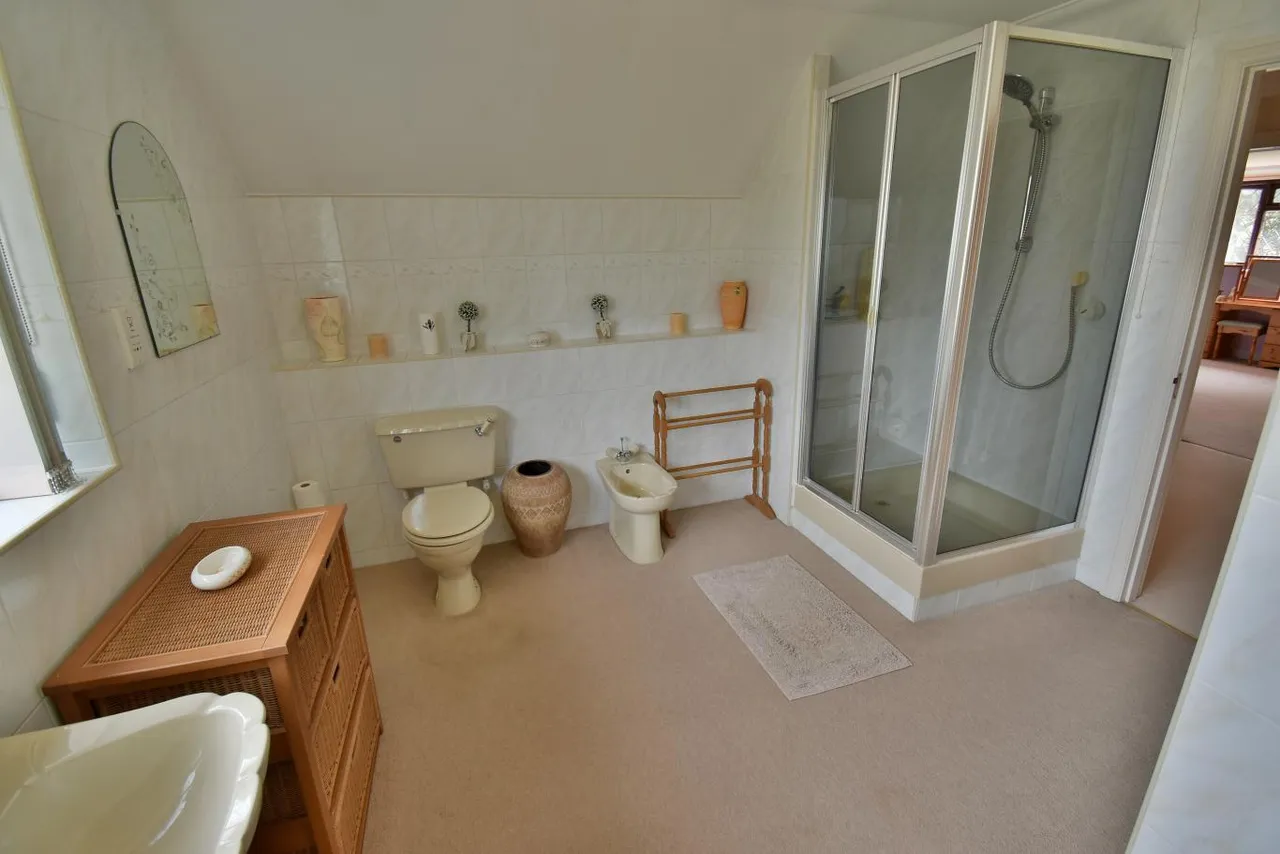 Golf Links Road, BH22, photo 21