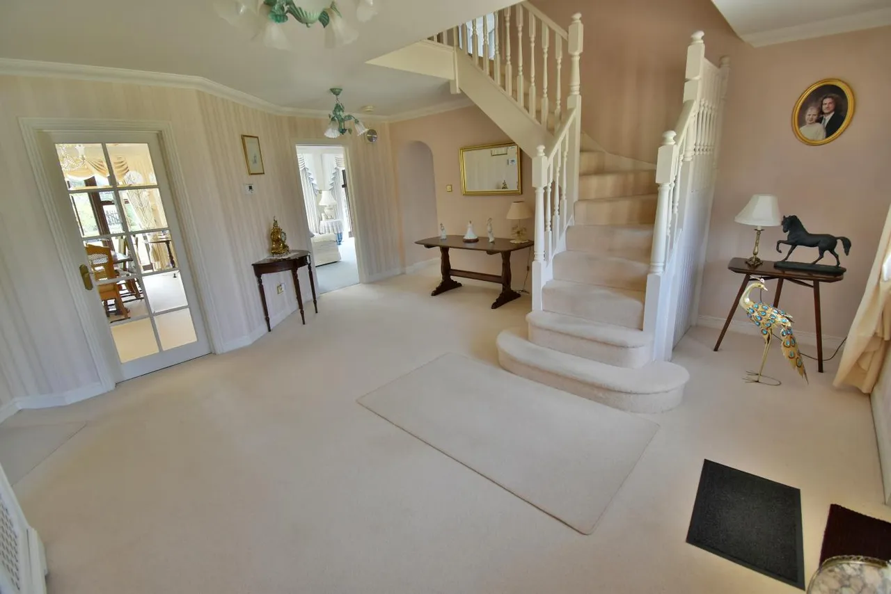 Golf Links Road, BH22, photo 13