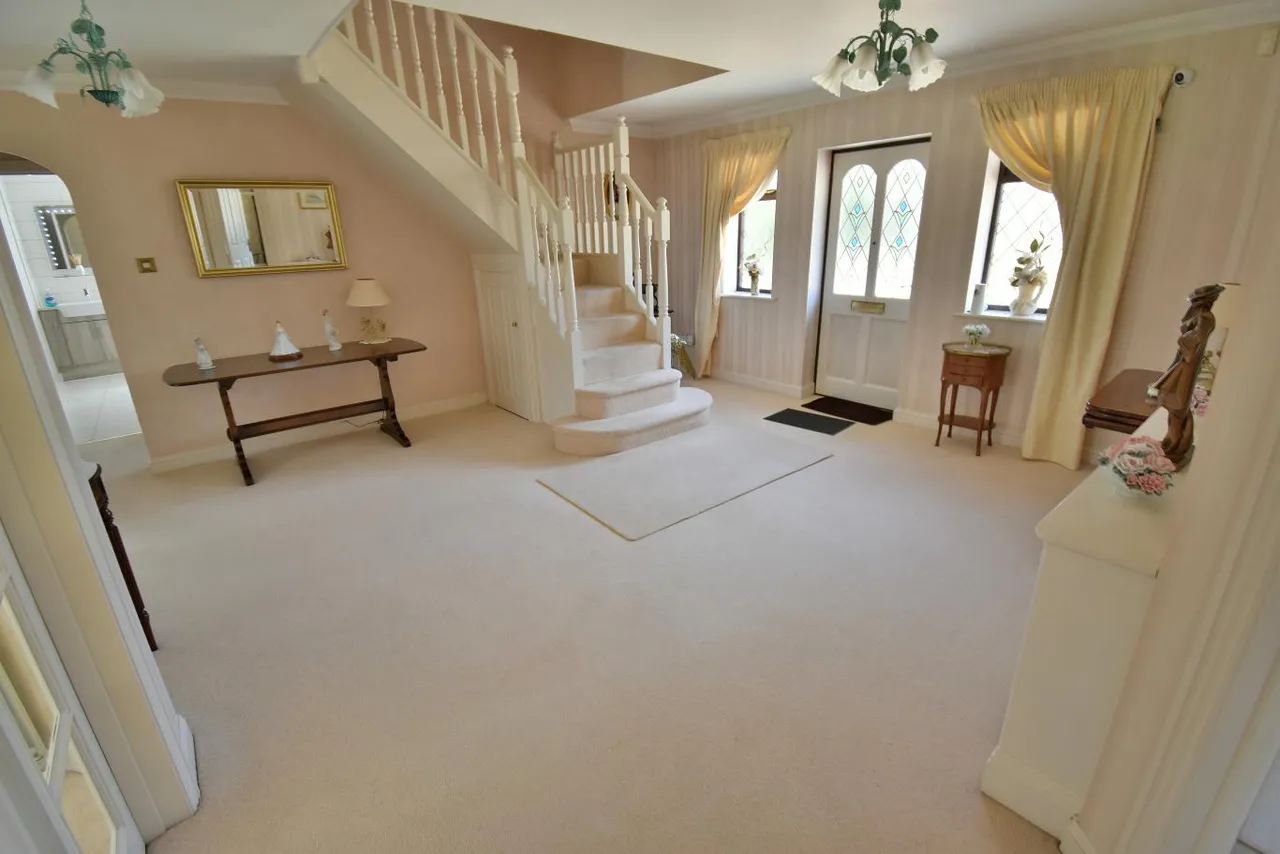 Golf Links Road, BH22, photo 14
