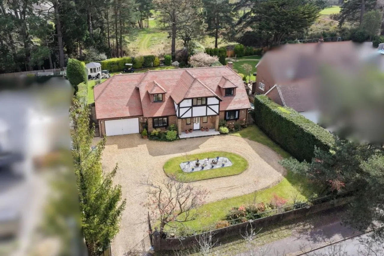Golf Links Road, BH22, photo 29