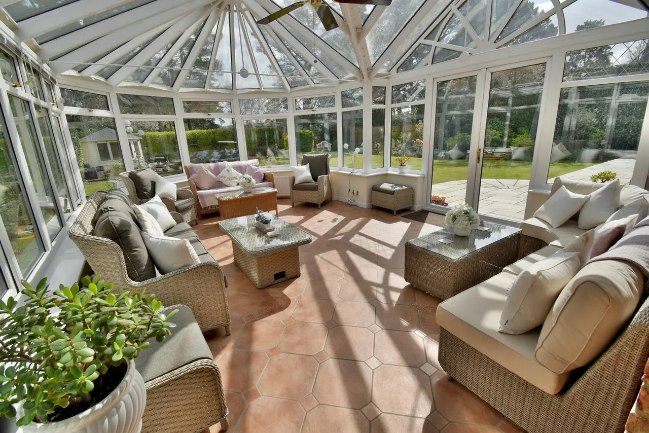 Golf Links Road, BH22, photo 5