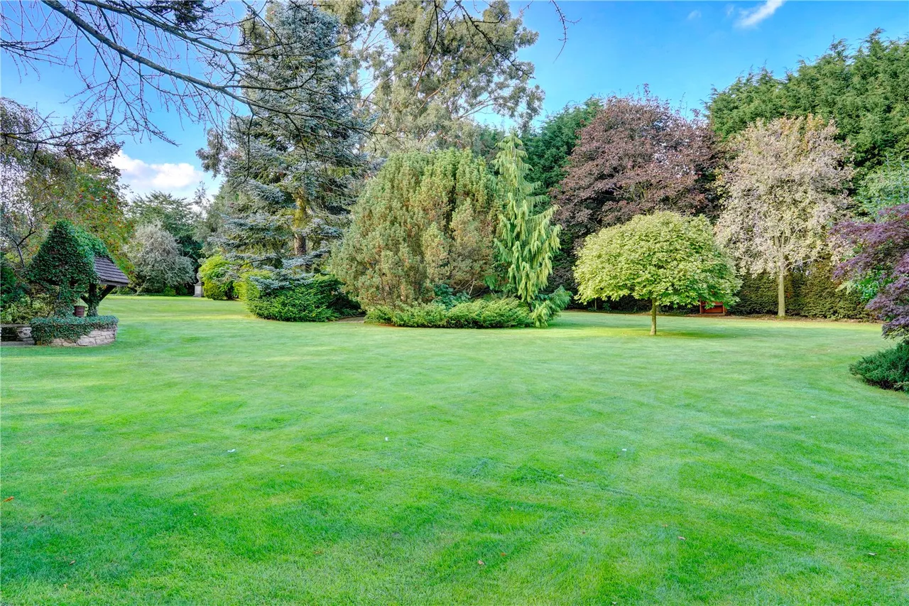 Wyndham House, Yew Tree Lane, Fairfield, Bromsgrove, Worcestershire, B61 9LT, photo 30