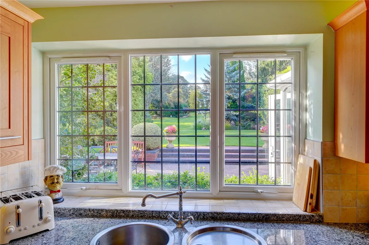 Wyndham House, Yew Tree Lane, Fairfield, Bromsgrove, Worcestershire, B61 9LT, photo 11