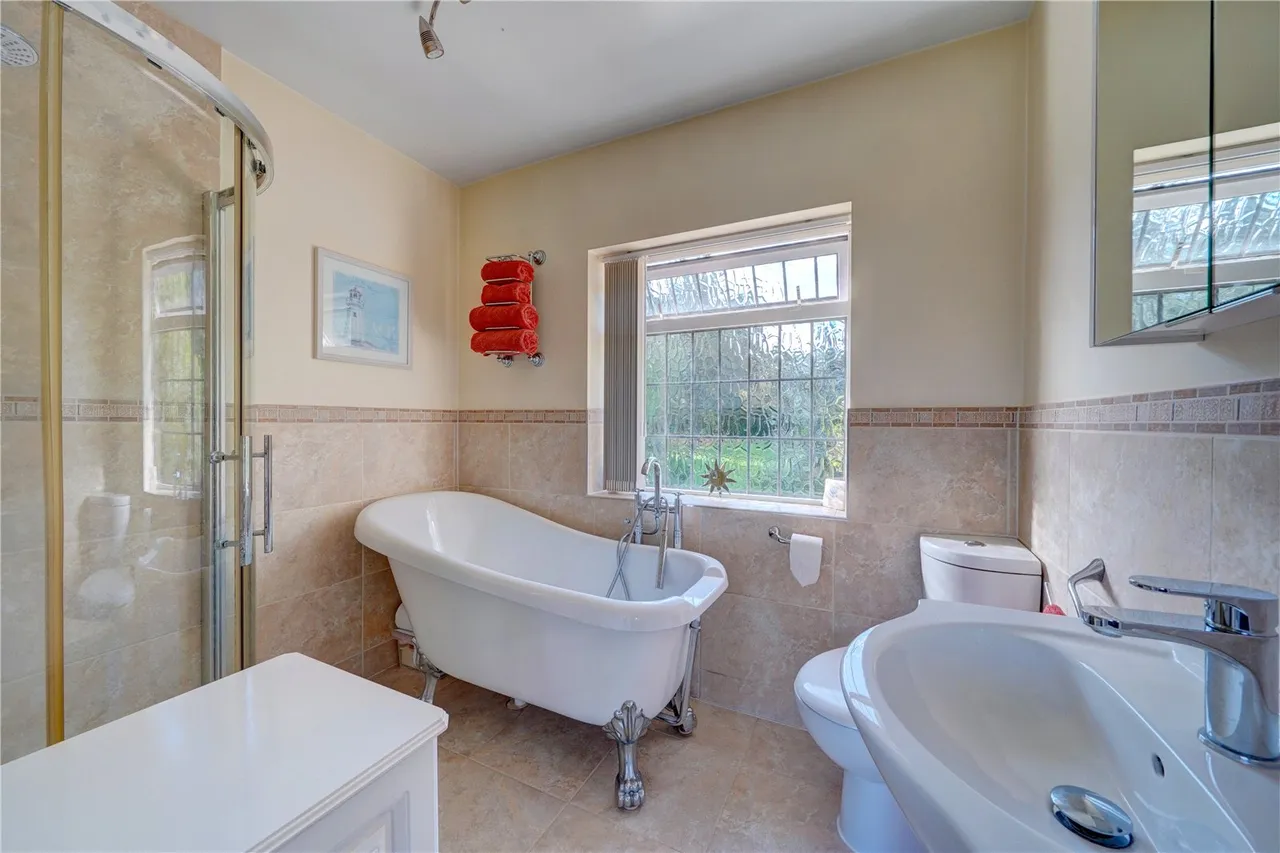 Wyndham House, Yew Tree Lane, Fairfield, Bromsgrove, Worcestershire, B61 9LT, photo 17