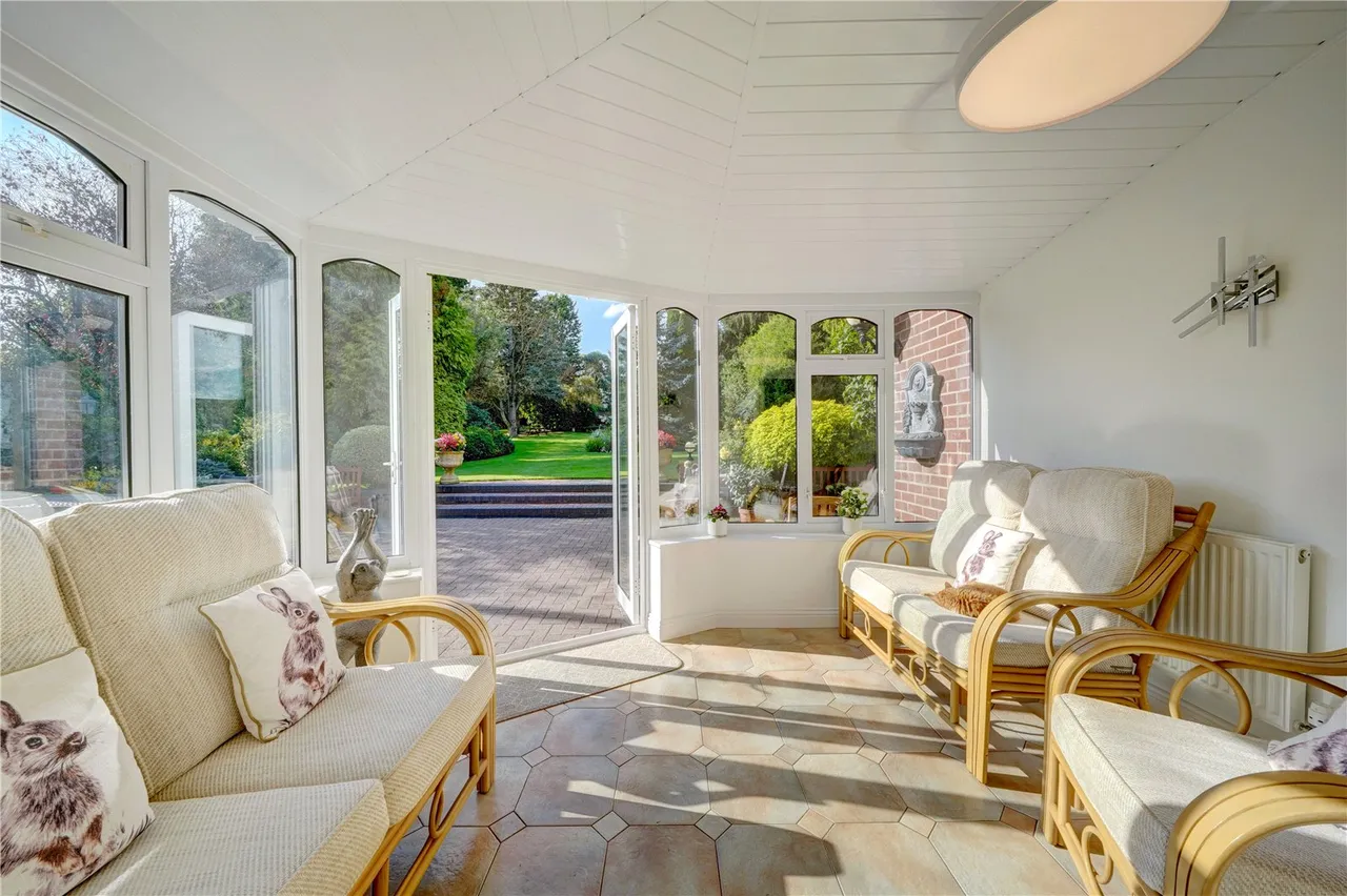 Wyndham House, Yew Tree Lane, Fairfield, Bromsgrove, Worcestershire, B61 9LT, photo 13
