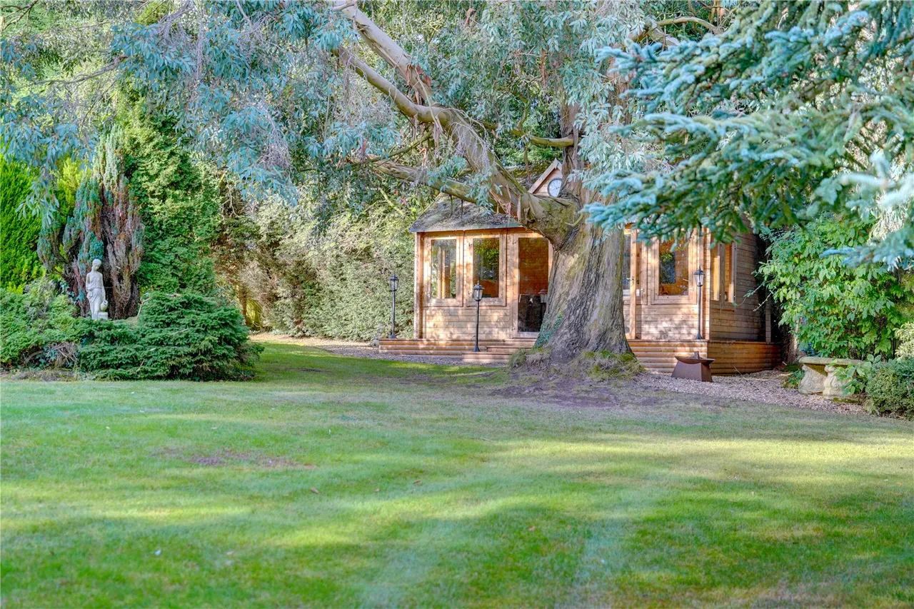 Wyndham House, Yew Tree Lane, Fairfield, Bromsgrove, Worcestershire, B61 9LT, photo 25