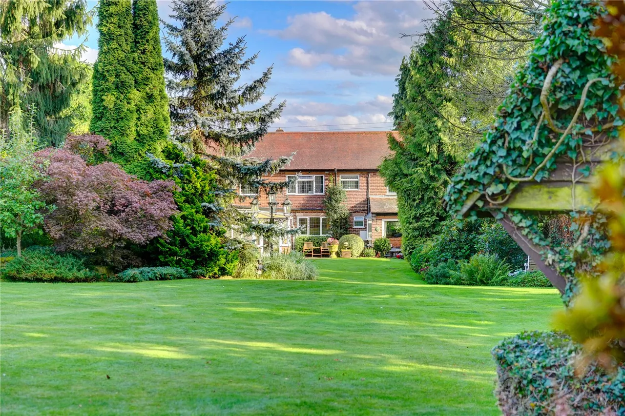 Wyndham House, Yew Tree Lane, Fairfield, Bromsgrove, Worcestershire, B61 9LT, photo 31
