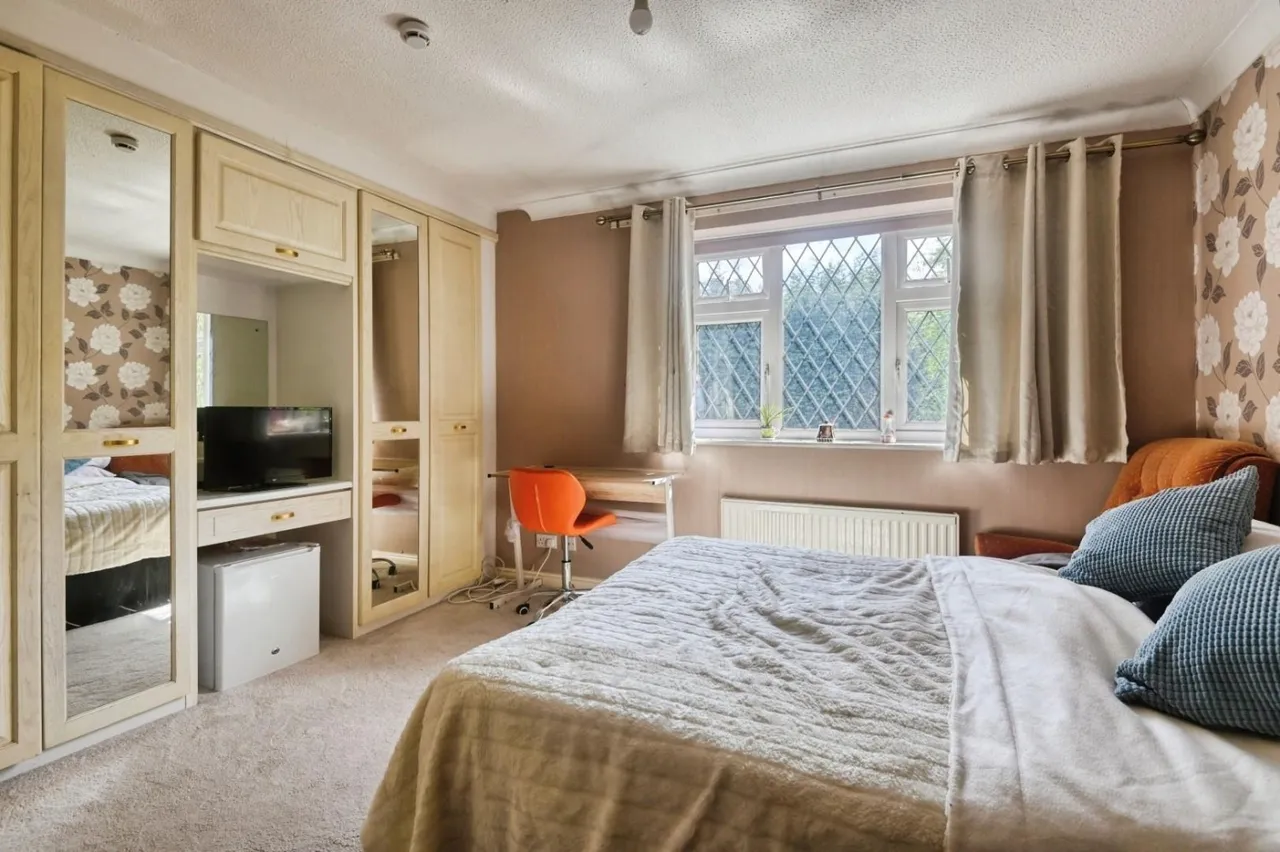 Gleneagles, Tamworth, B77, photo 15