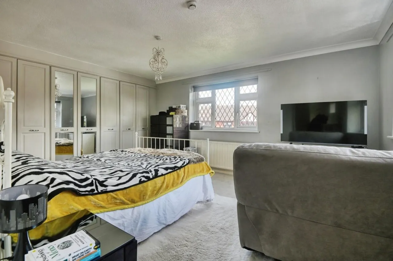 Gleneagles, Tamworth, B77, photo 11